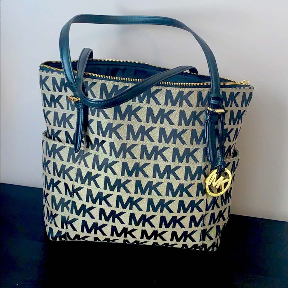 COPY - Michael Kors medium Tote bag tan and black